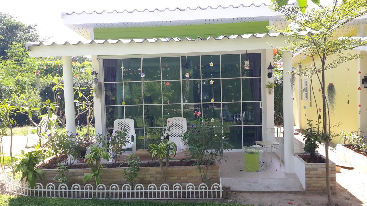 Sports Bar & Resort Pakchong Bagian luar foto