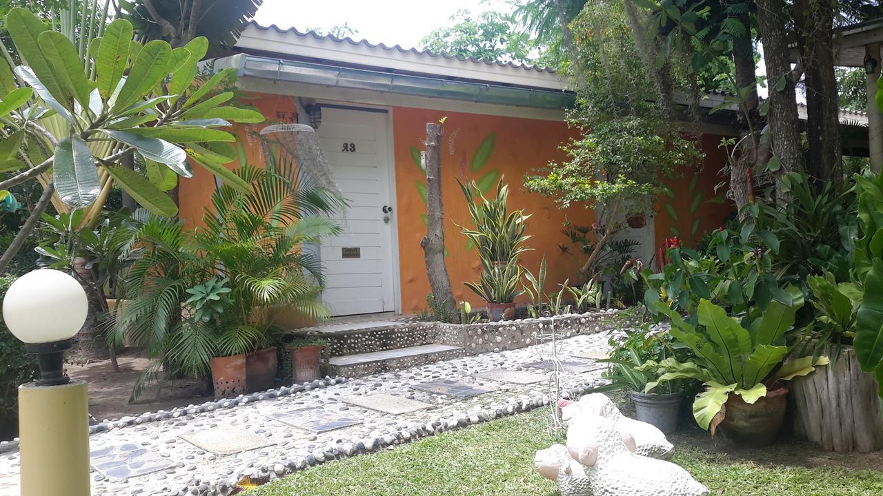 Sports Bar & Resort Pakchong Bagian luar foto