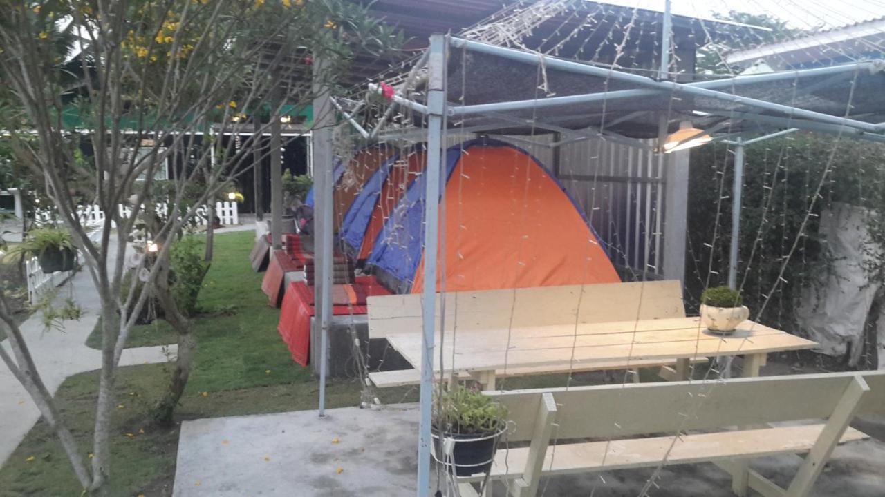 Sports Bar & Resort Pakchong Bagian luar foto