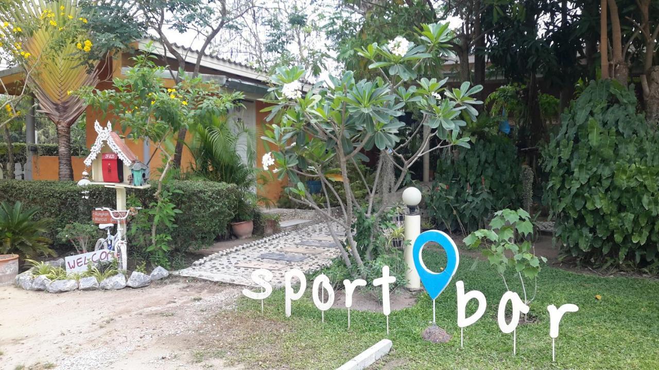 Sports Bar & Resort Pakchong Bagian luar foto